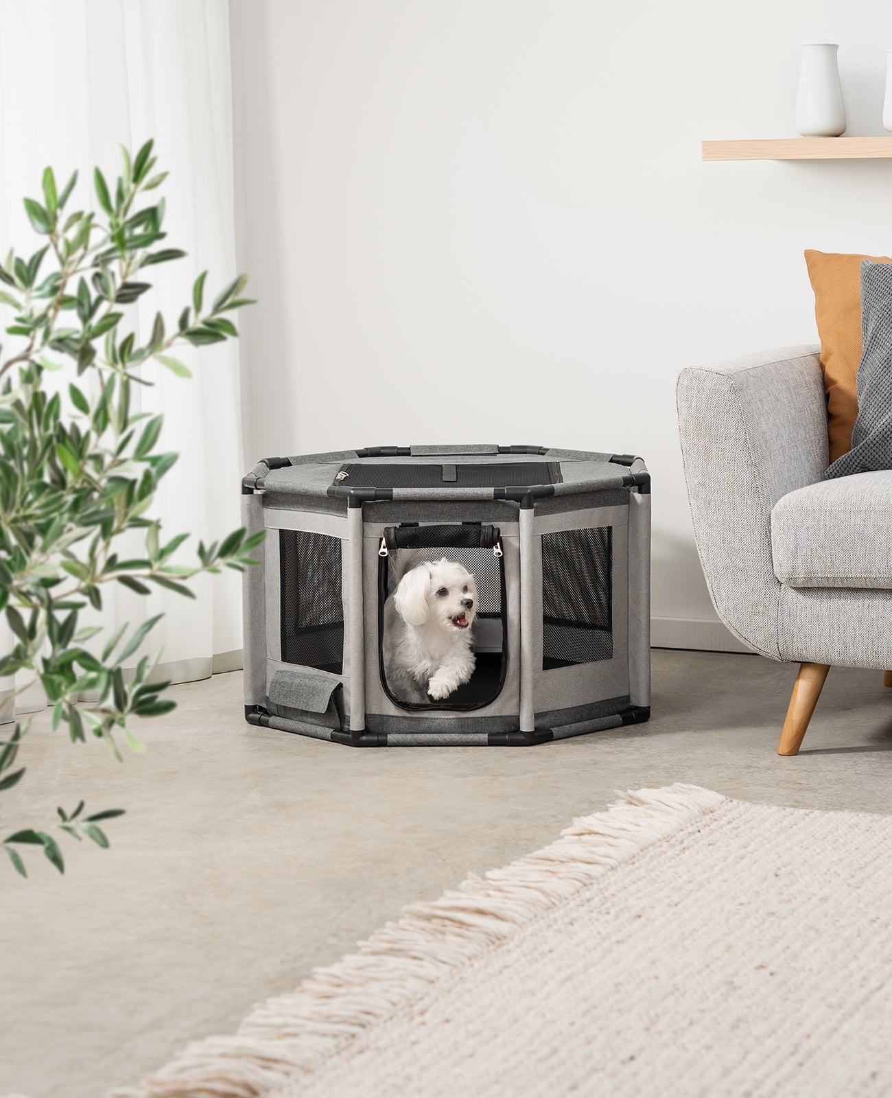 Parque para cachorros con estructura de tubos de PVC